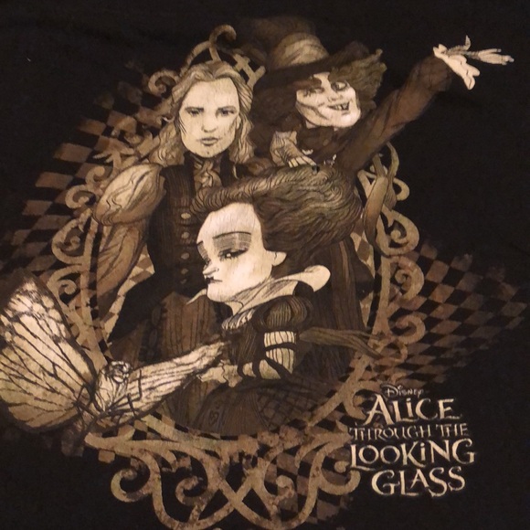DISNEY ALICE THROUGH THE LOOKING GLASS GRAPHIC TSHIRT BLACK SMALL COTTON - #444 - Picture 9 of 9